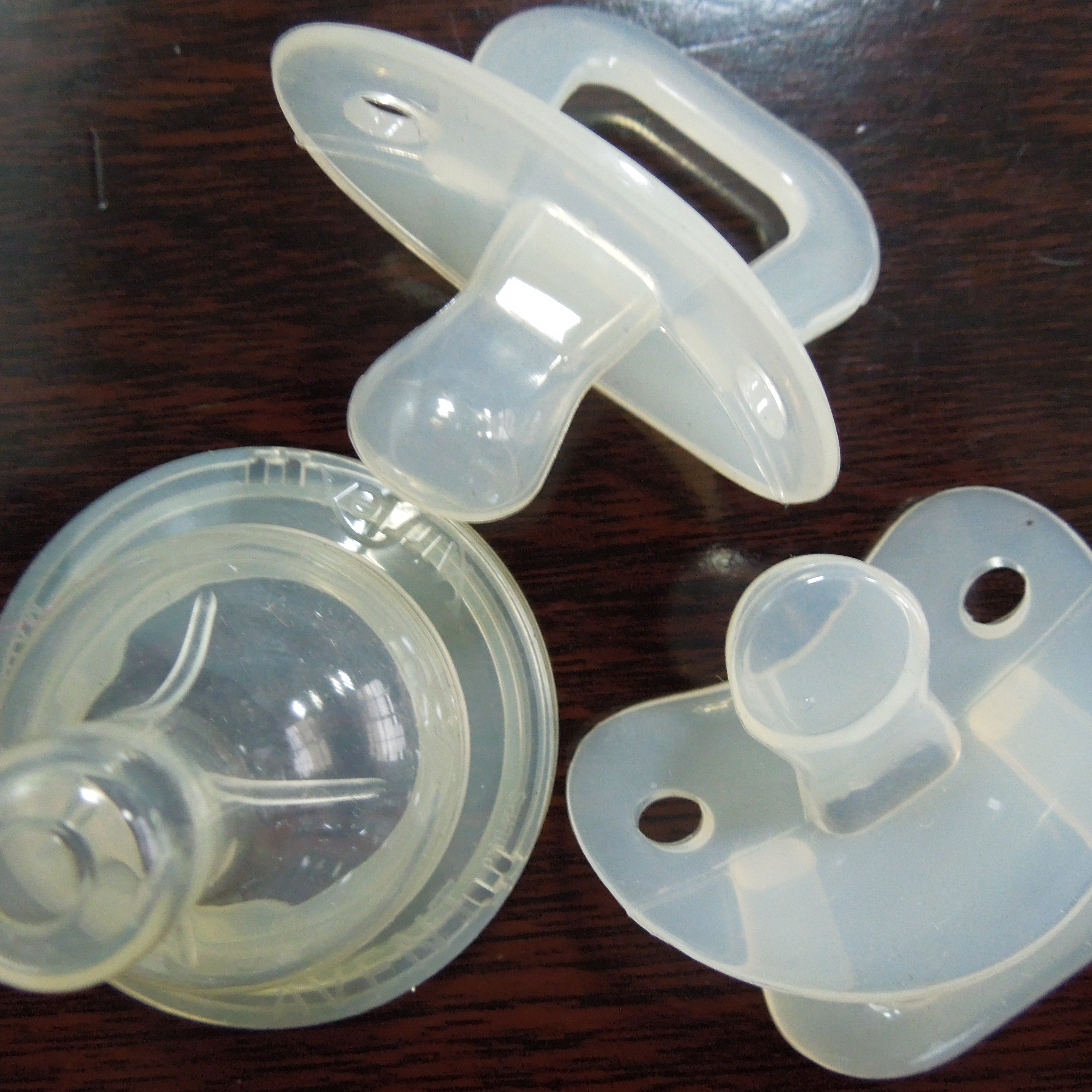 母嬰行業矽膠廠家有哪些